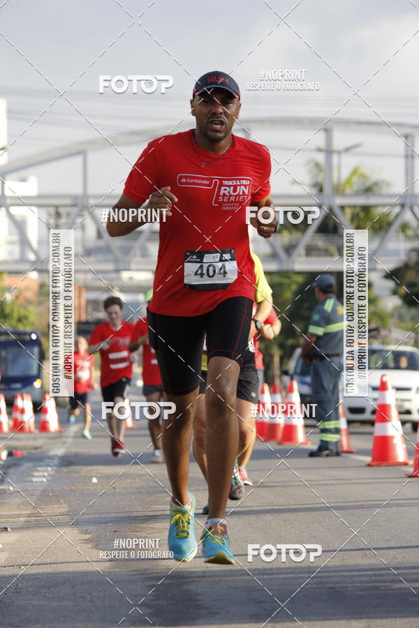 Buy your photos of the eventSantander Track & Field Run Series - Shopping Tambor on Fotop