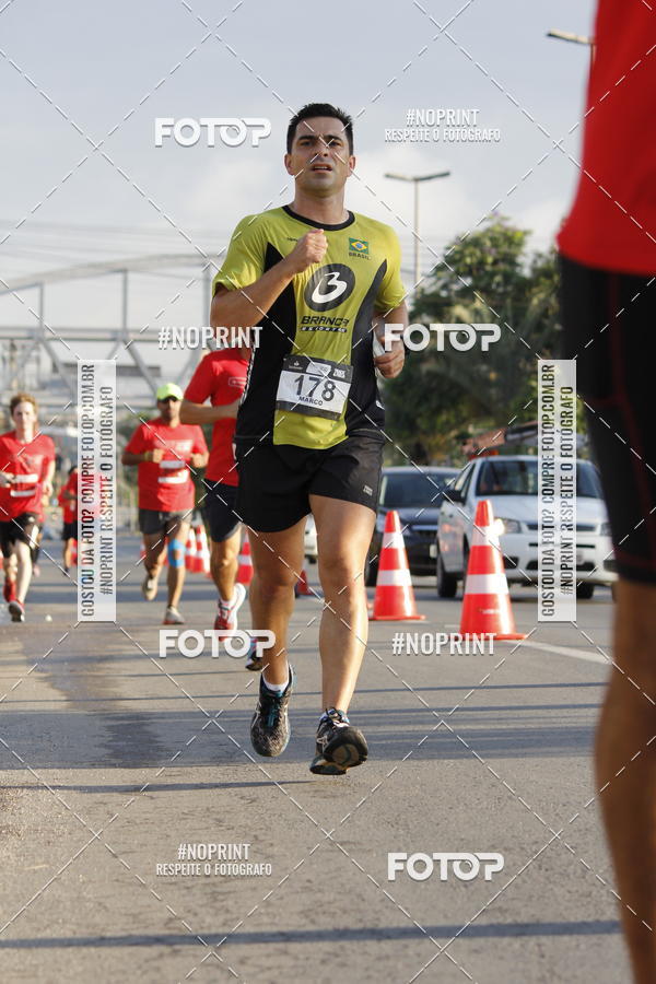 Buy your photos of the eventSantander Track & Field Run Series - Shopping Tambor on Fotop