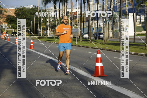 Buy your photos of the eventSantander Track & Field Run Series - Shopping Tambor on Fotop