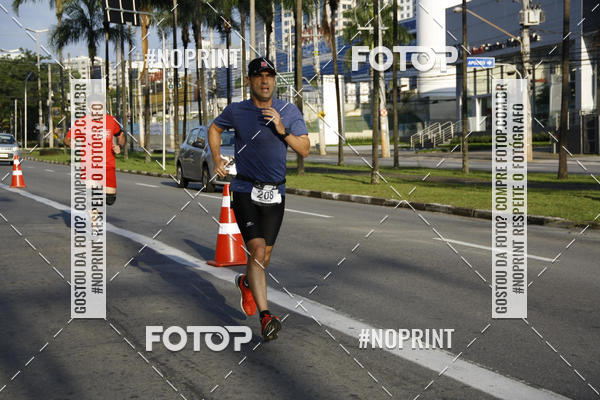 Buy your photos of the eventSantander Track & Field Run Series - Shopping Tambor on Fotop