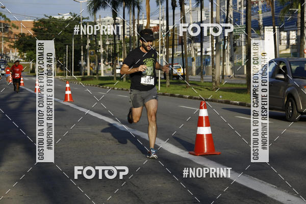 Buy your photos of the eventSantander Track & Field Run Series - Shopping Tambor on Fotop