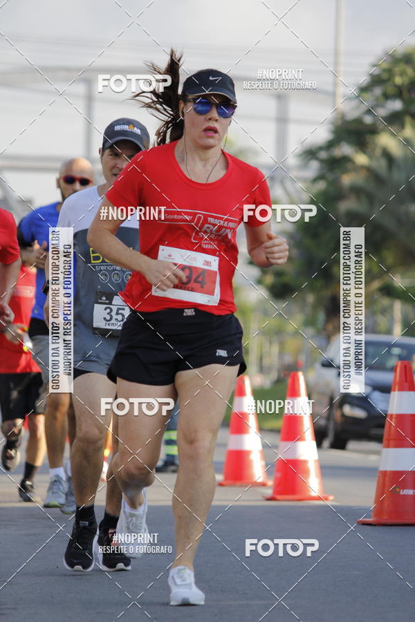 Buy your photos of the eventSantander Track & Field Run Series - Shopping Tambor on Fotop