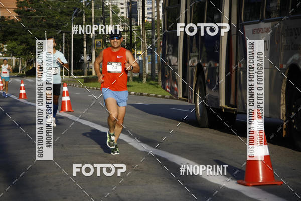 Buy your photos of the eventSantander Track & Field Run Series - Shopping Tambor on Fotop