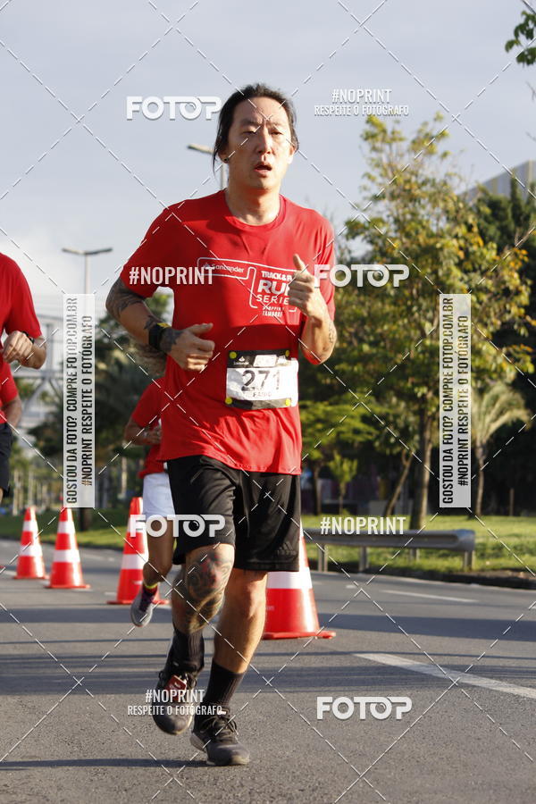 Buy your photos of the eventSantander Track & Field Run Series - Shopping Tambor on Fotop