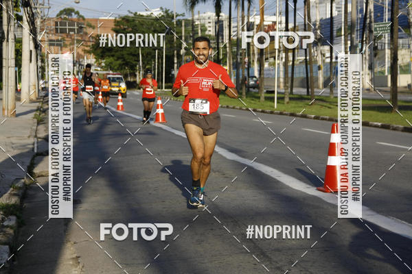 Buy your photos of the eventSantander Track & Field Run Series - Shopping Tambor on Fotop