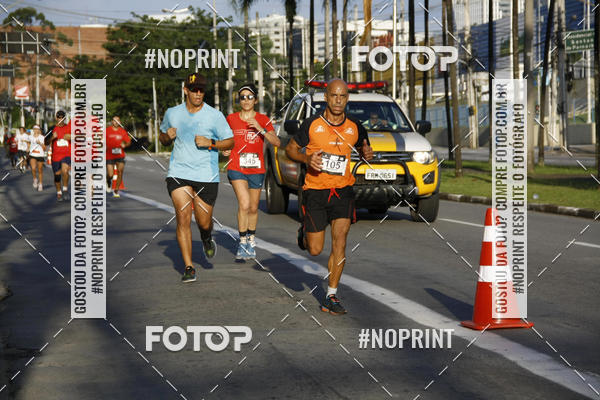 Buy your photos of the eventSantander Track & Field Run Series - Shopping Tambor on Fotop