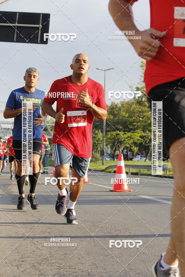 Buy your photos of the eventSantander Track & Field Run Series - Shopping Tambor on Fotop