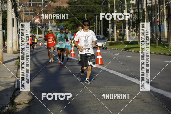 Buy your photos of the eventSantander Track & Field Run Series - Shopping Tambor on Fotop