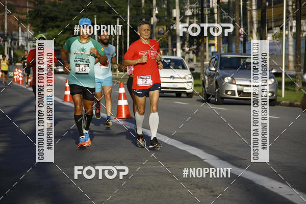 Buy your photos of the eventSantander Track & Field Run Series - Shopping Tambor on Fotop