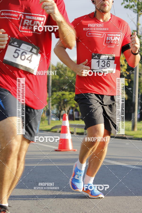 Buy your photos of the eventSantander Track & Field Run Series - Shopping Tambor on Fotop