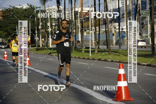 Buy your photos of the eventSantander Track & Field Run Series - Shopping Tambor on Fotop