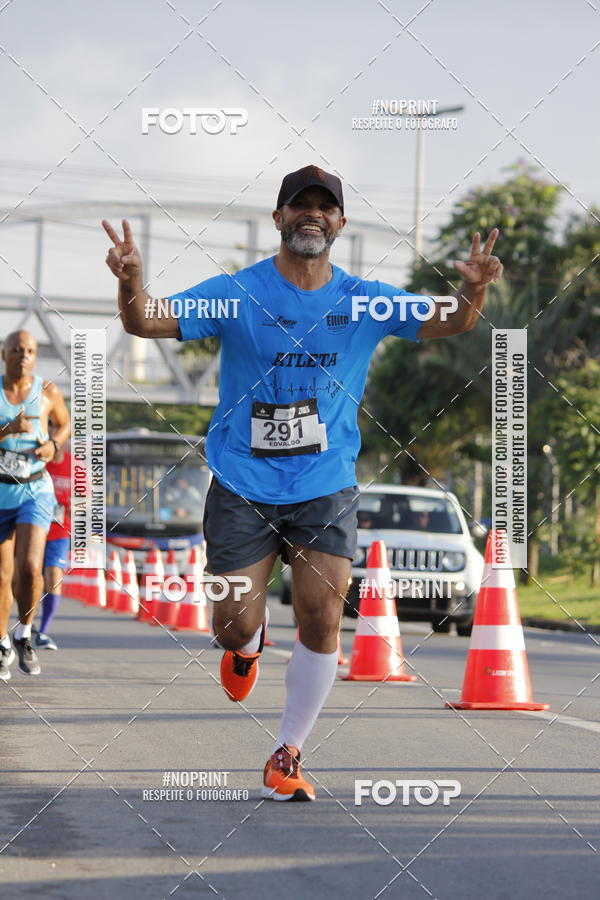 Buy your photos of the eventSantander Track & Field Run Series - Shopping Tambor on Fotop