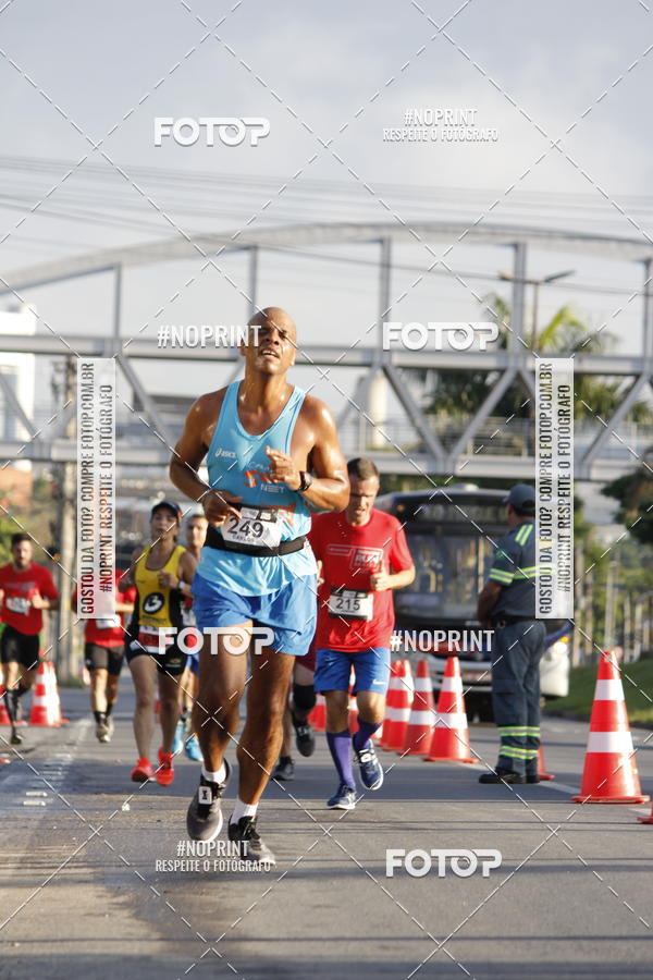 Buy your photos of the eventSantander Track & Field Run Series - Shopping Tambor on Fotop