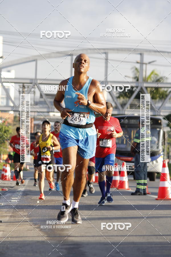 Buy your photos of the eventSantander Track & Field Run Series - Shopping Tambor on Fotop