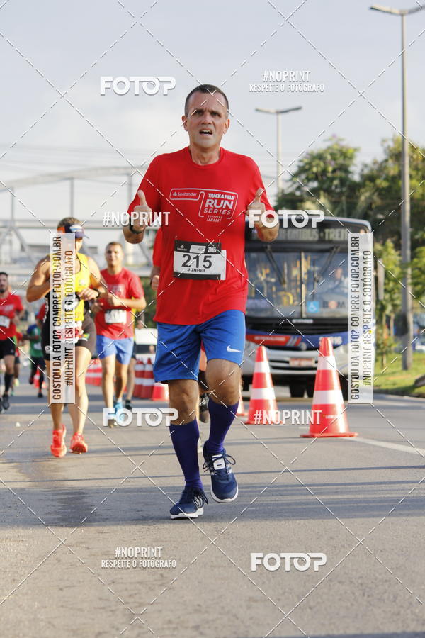 Buy your photos of the eventSantander Track & Field Run Series - Shopping Tambor on Fotop
