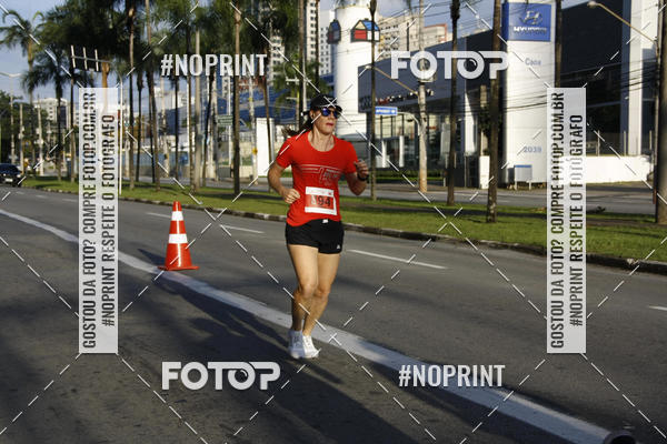 Buy your photos of the eventSantander Track & Field Run Series - Shopping Tambor on Fotop