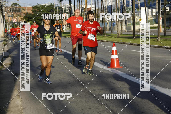 Buy your photos of the eventSantander Track & Field Run Series - Shopping Tambor on Fotop
