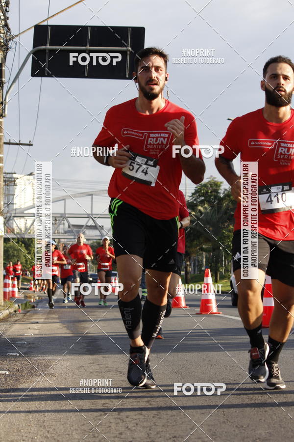 Buy your photos of the eventSantander Track & Field Run Series - Shopping Tambor on Fotop
