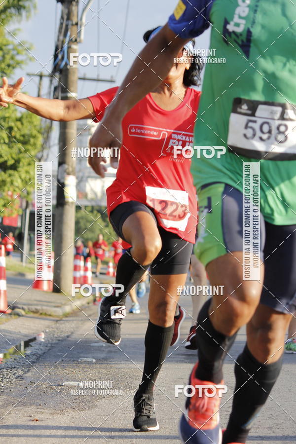 Buy your photos of the eventSantander Track & Field Run Series - Shopping Tambor on Fotop