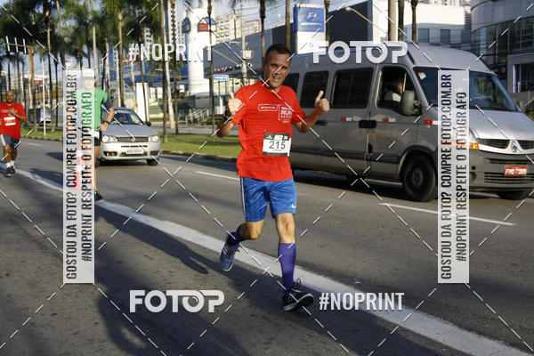 Buy your photos of the eventSantander Track & Field Run Series - Shopping Tambor on Fotop