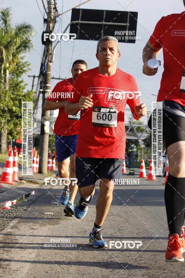 Buy your photos of the eventSantander Track & Field Run Series - Shopping Tambor on Fotop
