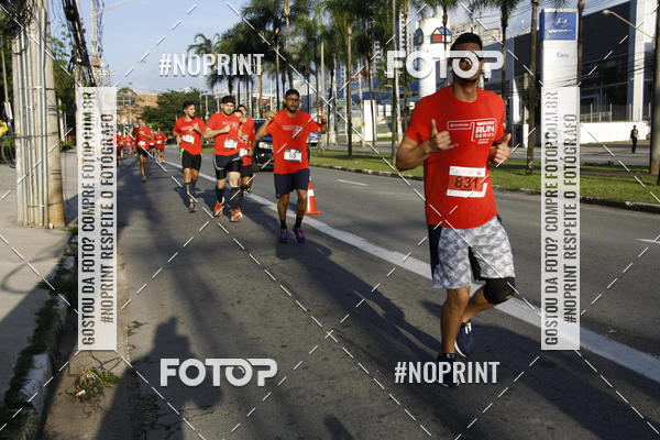 Buy your photos of the eventSantander Track & Field Run Series - Shopping Tambor on Fotop