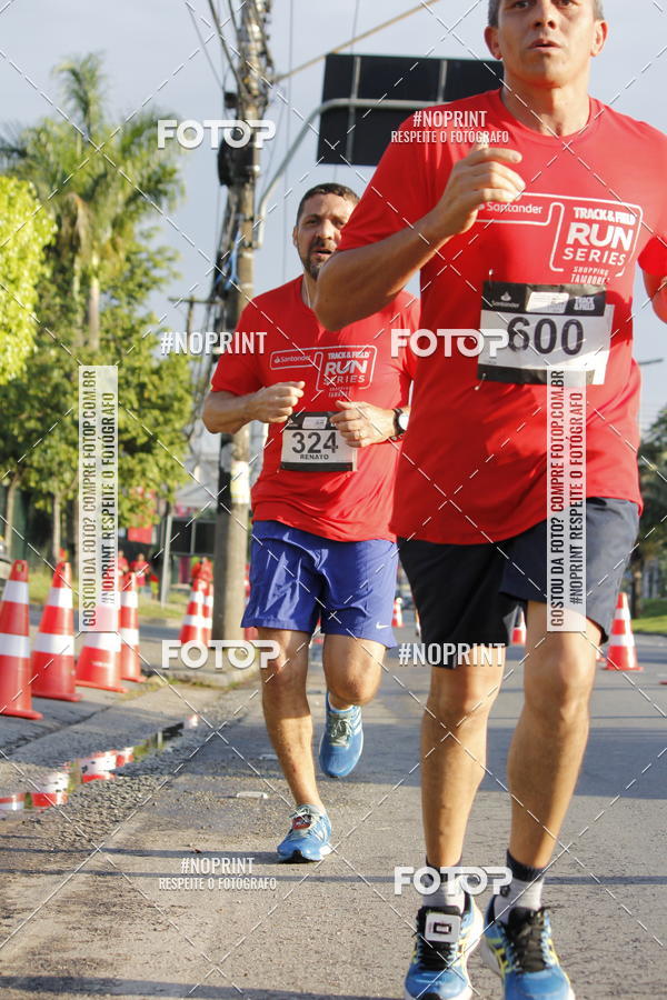 Buy your photos of the eventSantander Track & Field Run Series - Shopping Tambor on Fotop