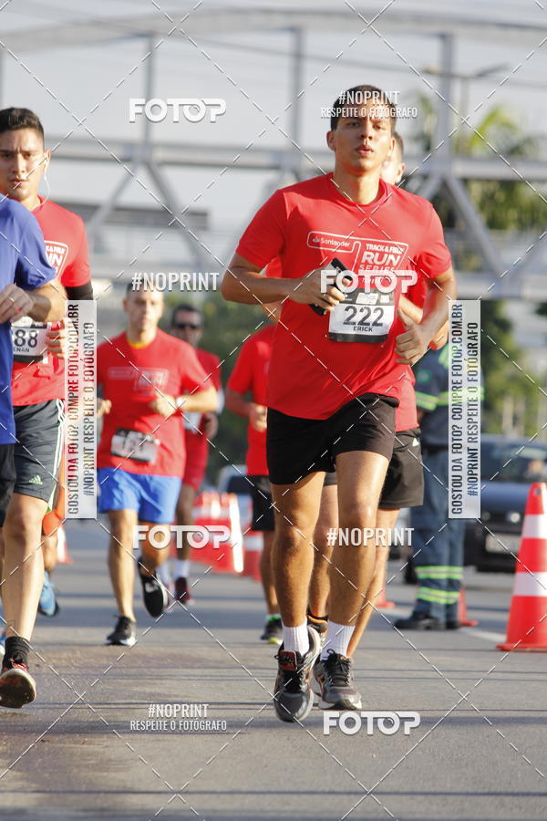 Buy your photos of the eventSantander Track & Field Run Series - Shopping Tambor on Fotop