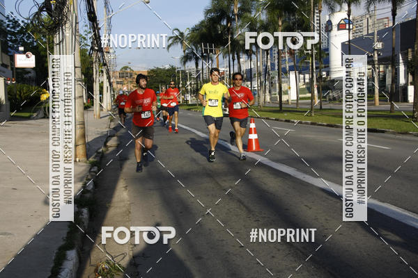 Buy your photos of the eventSantander Track & Field Run Series - Shopping Tambor on Fotop