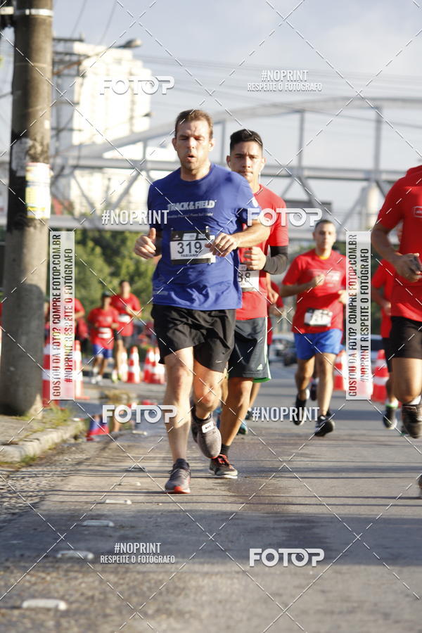 Buy your photos of the eventSantander Track & Field Run Series - Shopping Tambor on Fotop