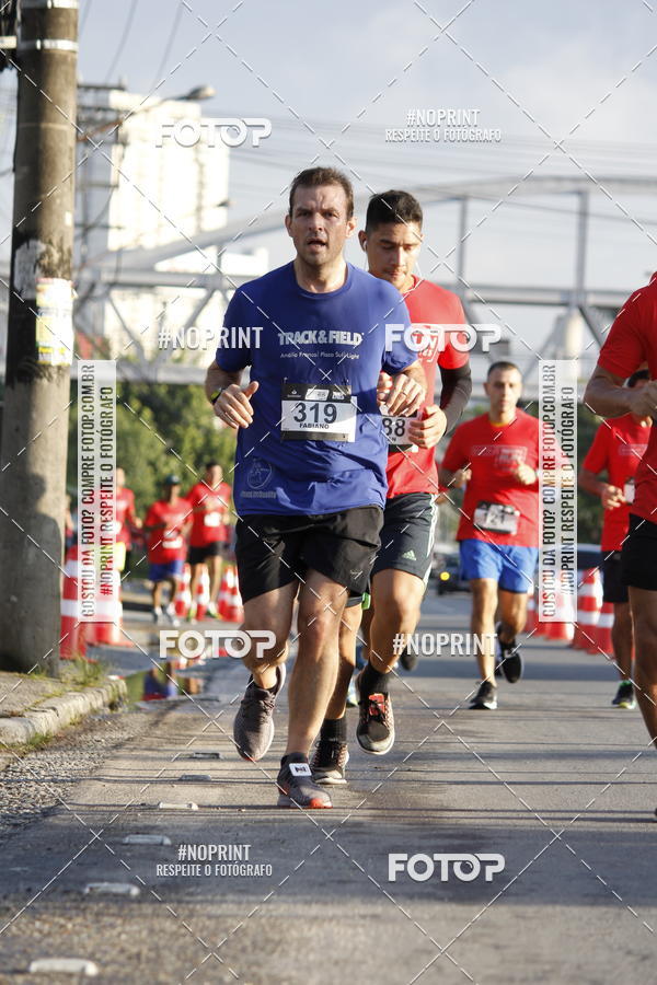 Buy your photos of the eventSantander Track & Field Run Series - Shopping Tambor on Fotop