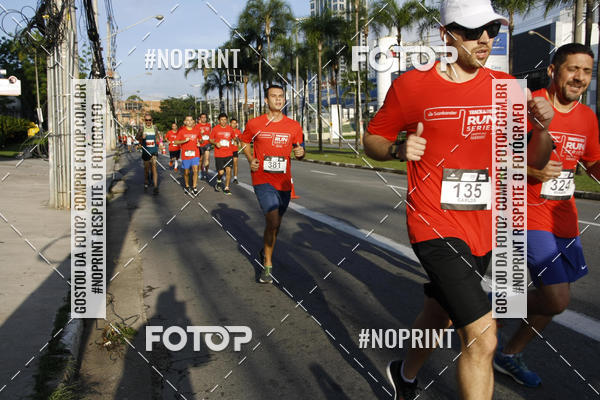 Buy your photos of the eventSantander Track & Field Run Series - Shopping Tambor on Fotop