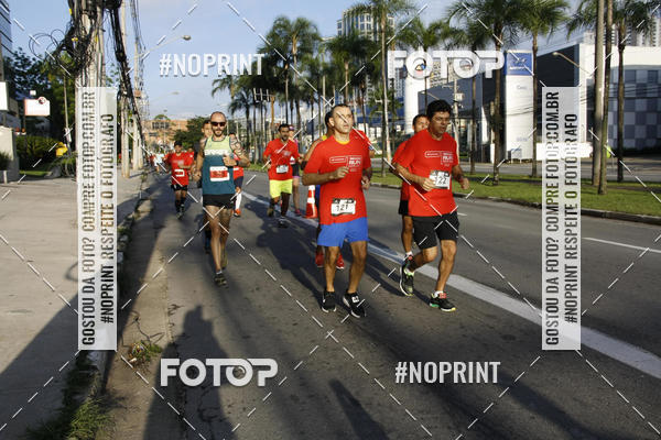 Buy your photos of the eventSantander Track & Field Run Series - Shopping Tambor on Fotop
