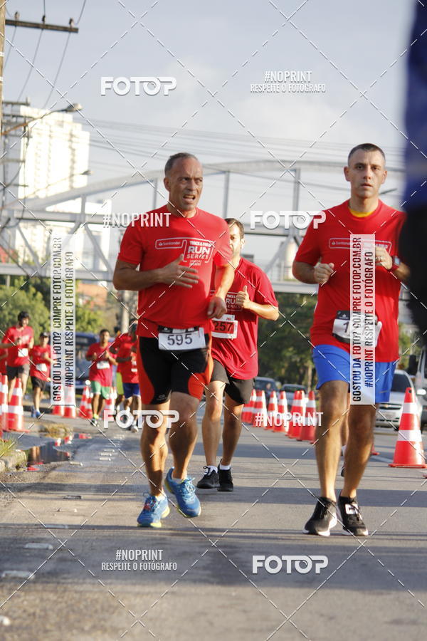 Buy your photos of the eventSantander Track & Field Run Series - Shopping Tambor on Fotop