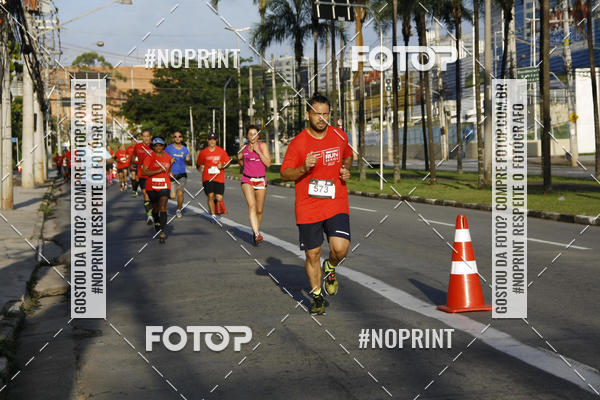 Buy your photos of the eventSantander Track & Field Run Series - Shopping Tambor on Fotop