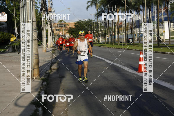 Buy your photos of the eventSantander Track & Field Run Series - Shopping Tambor on Fotop