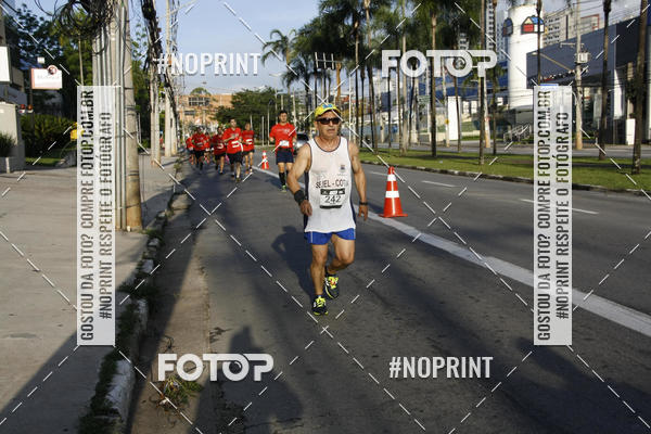 Buy your photos of the eventSantander Track & Field Run Series - Shopping Tambor on Fotop