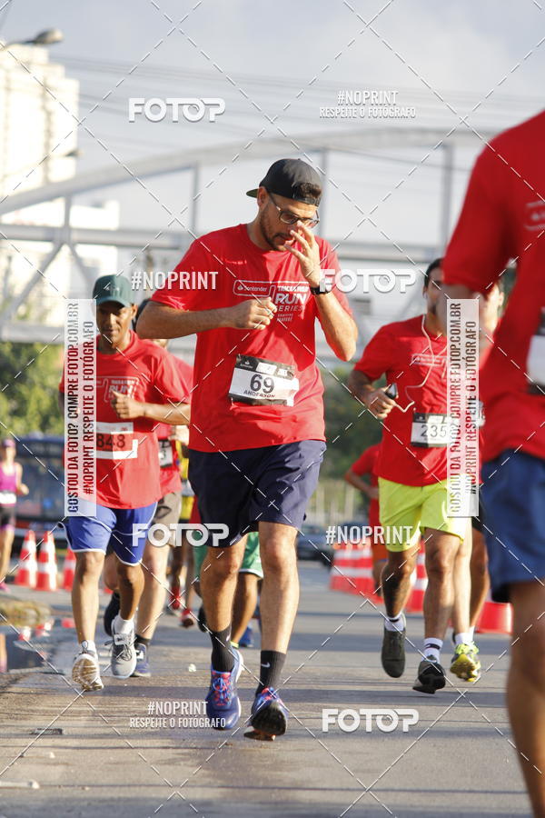 Buy your photos of the eventSantander Track & Field Run Series - Shopping Tambor on Fotop