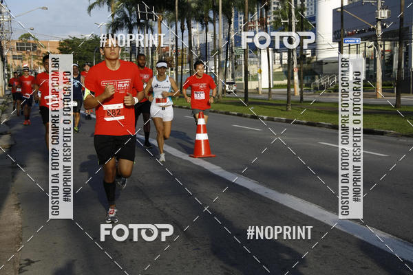 Buy your photos of the eventSantander Track & Field Run Series - Shopping Tambor on Fotop