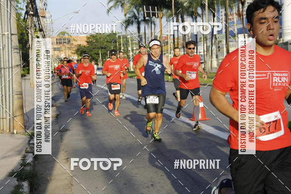 Buy your photos of the eventSantander Track & Field Run Series - Shopping Tambor on Fotop