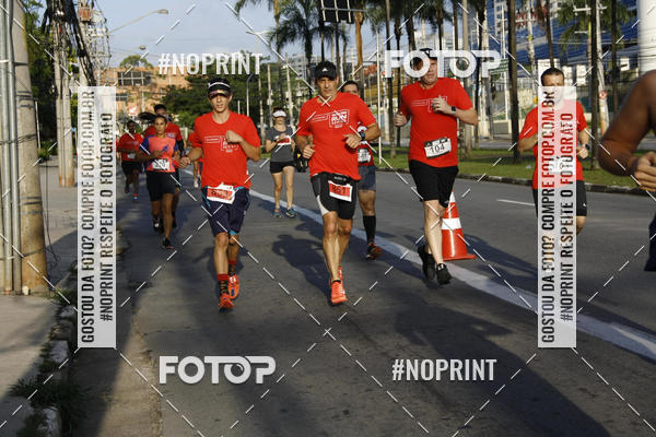 Buy your photos of the eventSantander Track & Field Run Series - Shopping Tambor on Fotop