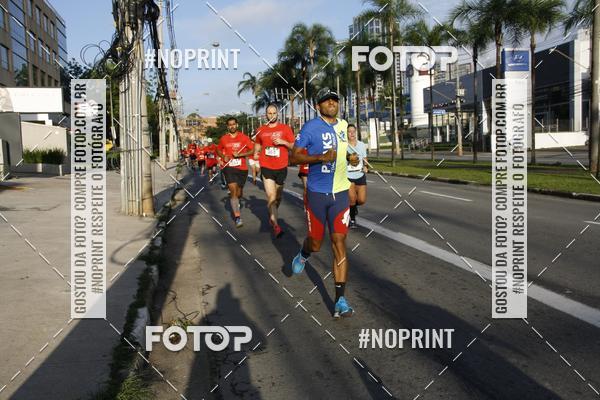 Buy your photos of the eventSantander Track & Field Run Series - Shopping Tambor on Fotop