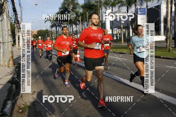Buy your photos of the eventSantander Track & Field Run Series - Shopping Tambor on Fotop