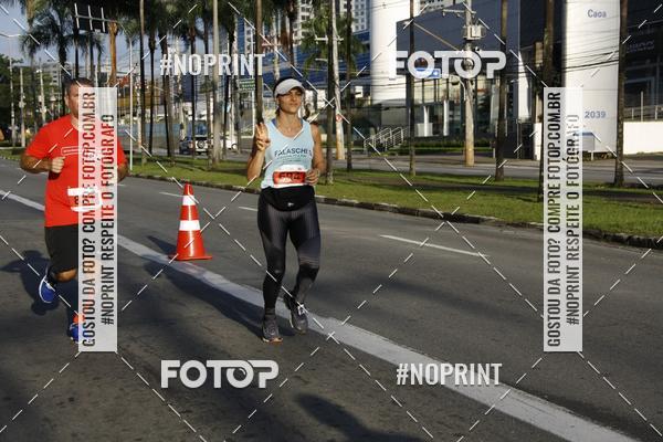 Buy your photos of the eventSantander Track & Field Run Series - Shopping Tambor on Fotop