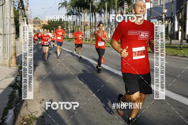 Buy your photos of the eventSantander Track & Field Run Series - Shopping Tambor on Fotop