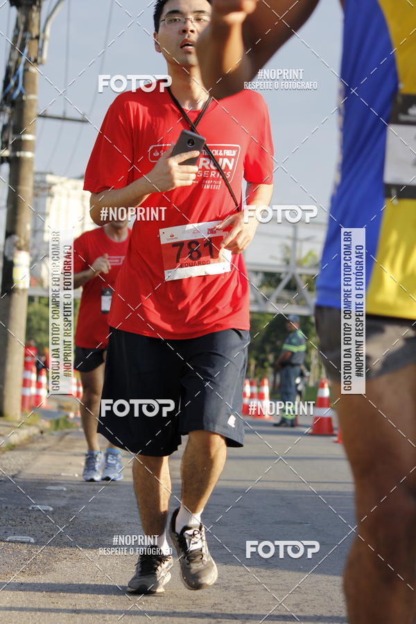 Buy your photos of the eventSantander Track & Field Run Series - Shopping Tambor on Fotop