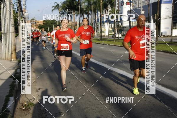 Buy your photos of the eventSantander Track & Field Run Series - Shopping Tambor on Fotop
