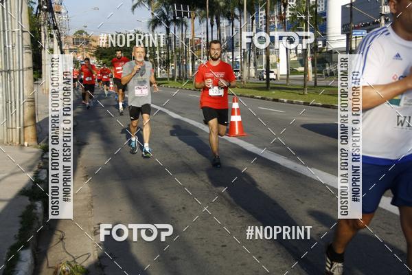 Buy your photos of the eventSantander Track & Field Run Series - Shopping Tambor on Fotop