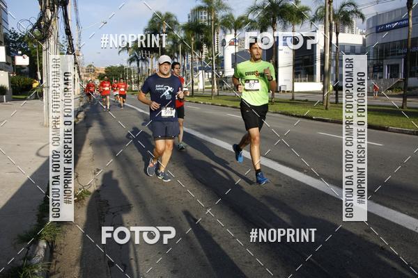 Buy your photos of the eventSantander Track & Field Run Series - Shopping Tambor on Fotop