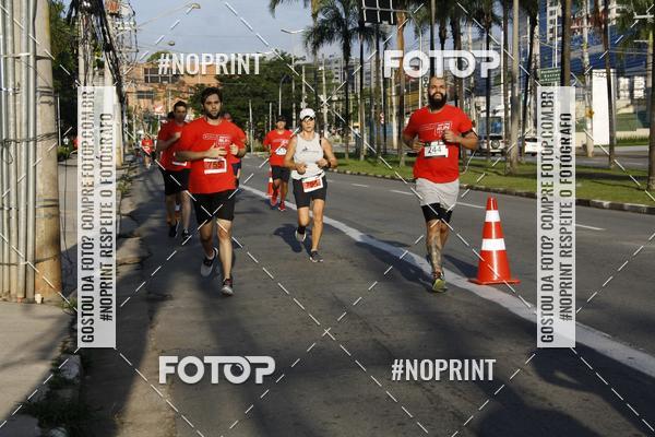 Buy your photos of the eventSantander Track & Field Run Series - Shopping Tambor on Fotop